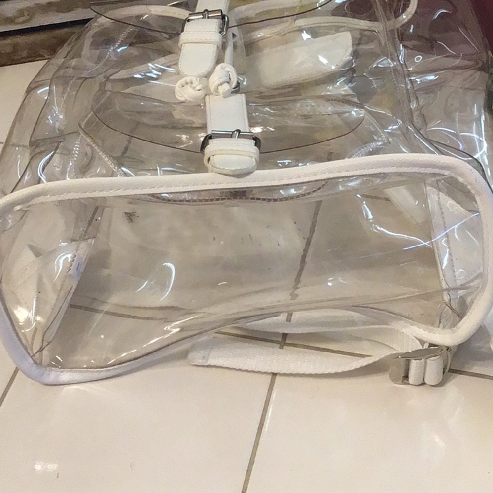 ‘BOTA’ Large Clear Backpack - Picture 6 of 6